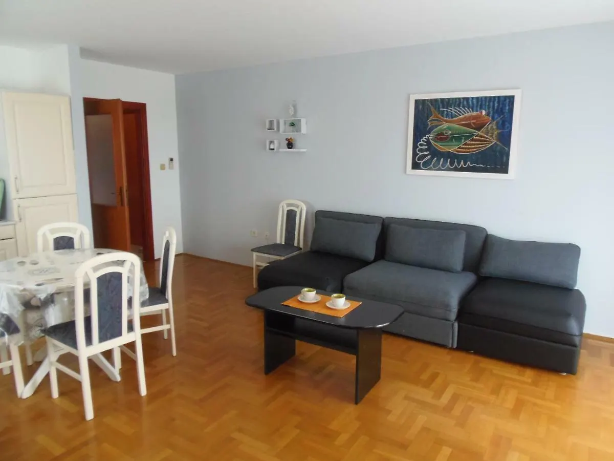 PUY Apartment Dora קרואטיה